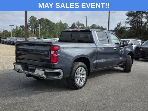 Used 2022 Chevrolet Silverado 1500 LTZ AWD/4WD image 5