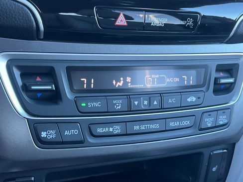 Used 2022 Honda Pilot Special Edition image 18