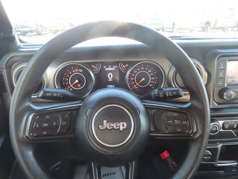 Used 2019 Jeep Wrangler Sport AWD/4WD image 24