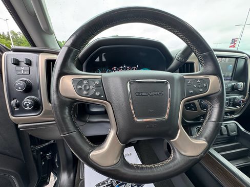 Used 2018 GMC Sierra 3500 Denali w/ Duramax Plus Package AWD/4WD image 30