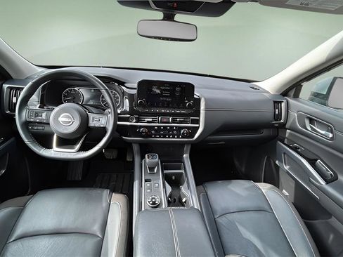Used 2022 Nissan Pathfinder SL AWD/4WD image 20