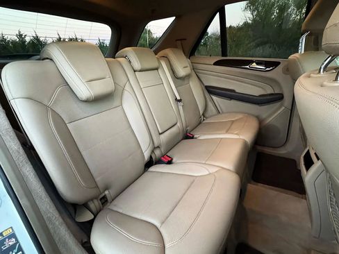 Used 2015 Mercedes-Benz ML 350 4MATIC image 14