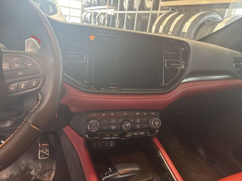 Used 2023 Dodge Durango SRT image 9