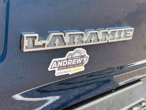 Used 2021 RAM 1500 Laramie AWD/4WD image 9