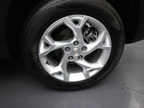 Used 2024 Chevrolet Trax LS w/ LS Convenience Package FWD image 10
