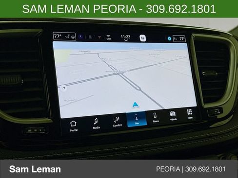 New 2027 Chrysler Pacifica Limited w/ Family Tech Group FWD image 13