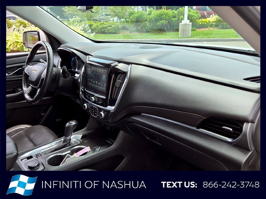 Used 2018 Chevrolet Traverse Premier AWD/4WD image 17