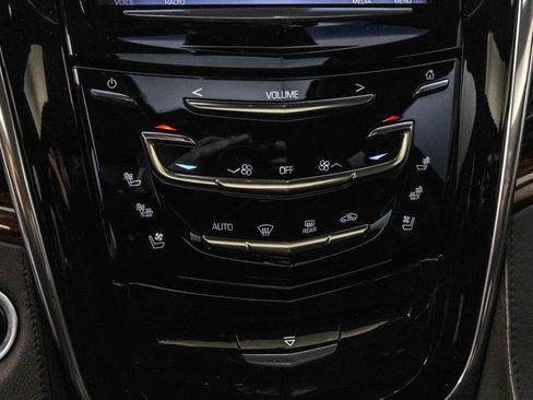 Used 2015 Cadillac Escalade Luxury AWD/4WD image 20