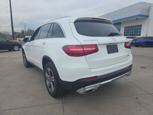 Used 2019 Mercedes-Benz GLC 350e 4MATIC image 7
