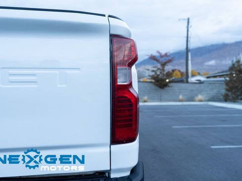 Used 2020 Chevrolet Silverado 2500 W/T image 48