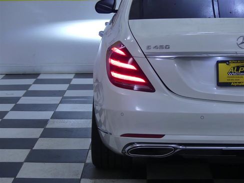 Used 2020 Mercedes-Benz S 450 Sedan image 32
