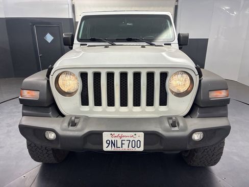 Used 2020 Jeep Wrangler Unlimited Sport S AWD/4WD image 3