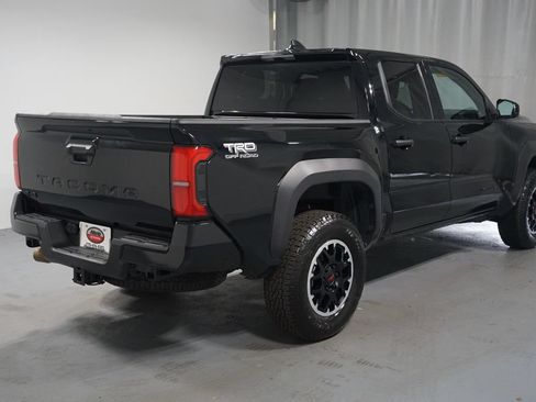 Certified 2026 Toyota Tacoma TRD Off-Road AWD/4WD image 8