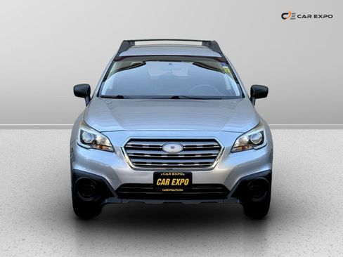 Used 2017 Subaru Outback 2.5i image 3