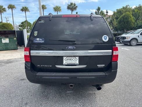 Used 2017 Ford Expedition EL Platinum image 3