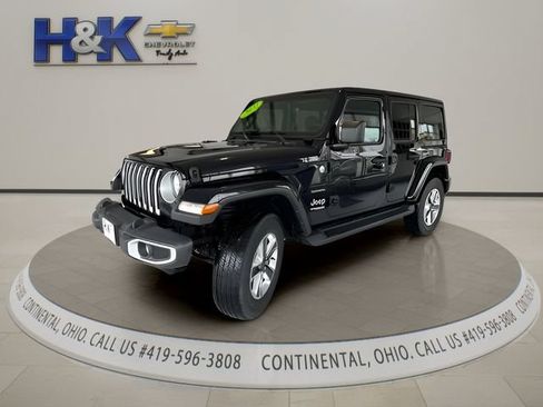 Used 2021 Jeep Wrangler Unlimited Sahara w/ Uconnect 4C Nav & Sound Group AWD/4WD image 3