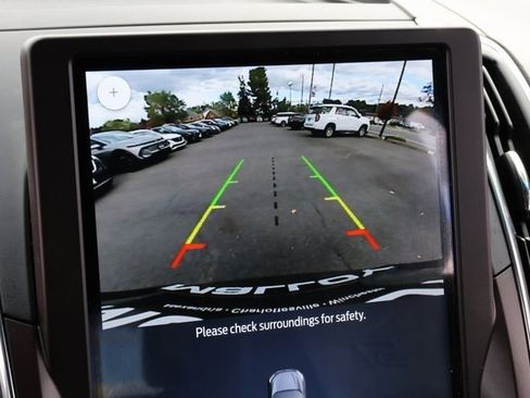 Used 2021 Ford Edge ST image 21