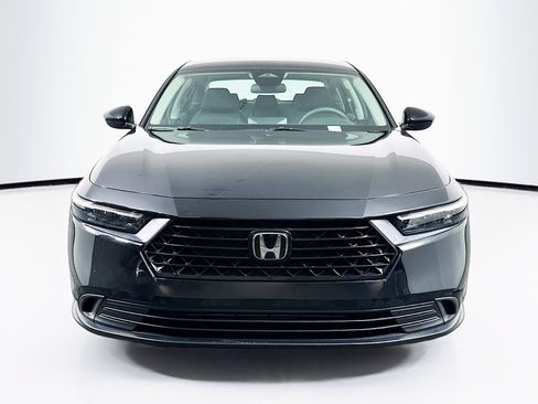 Used 2023 Honda Accord LX image 2