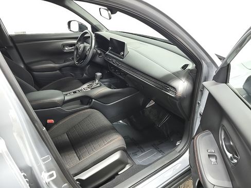 Used 2024 Honda HR-V Sport image 15