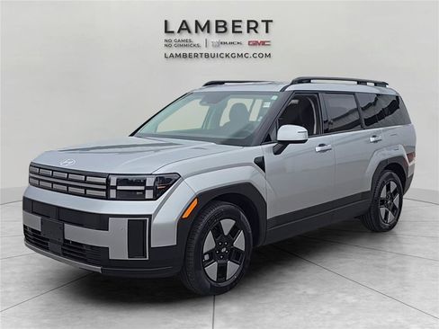 Used 2025 Hyundai Santa Fe SEL image 1