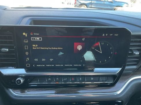 Certified 2024 GMC Sierra 1500 Elevation image 13