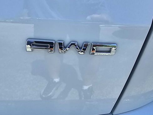 Used 2023 Ford Escape ST-Line AWD/4WD image 16