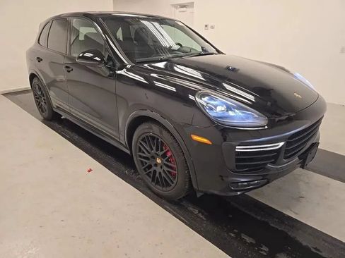 Used 2018 Porsche Cayenne GTS AWD/4WD image 1