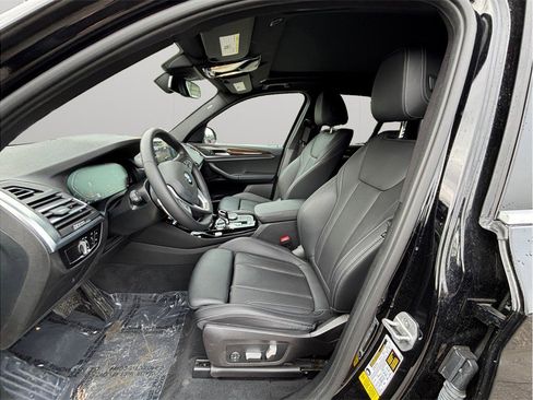 Used 2023 BMW X3 sDrive30i image 2