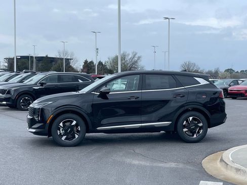 New 2026 Kia Sportage LX image 4