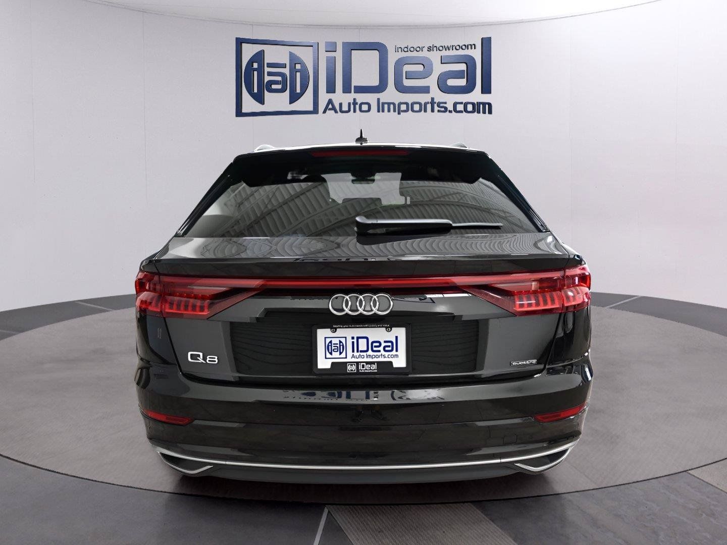 Used 2023 Audi Q8 Prestige AWD/4WD image 4