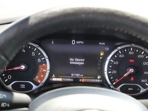 Used 2022 Jeep Renegade Latitude w/ Convenience Group AWD/4WD image 25