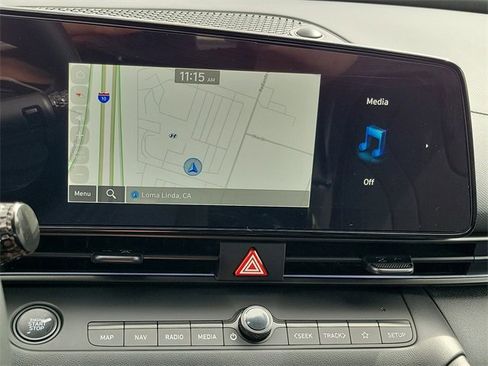 New 2025 Hyundai Elantra SEL image 9