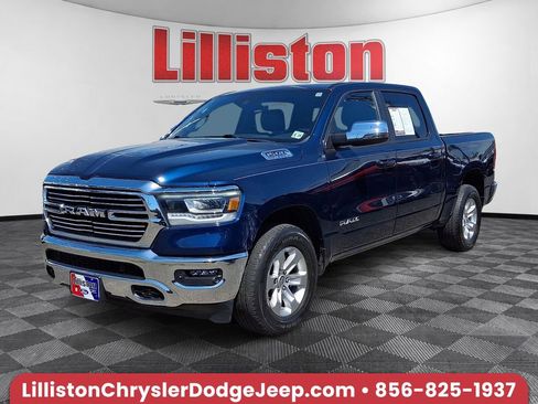 Used 2023 RAM 1500 Laramie AWD/4WD image 1