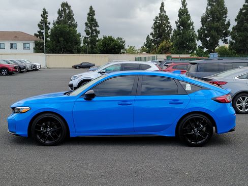 Used 2025 Honda Civic Sport image 3