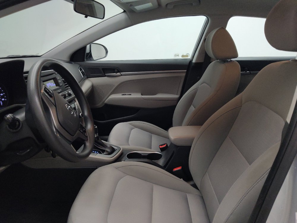 Used 2017 Hyundai Elantra SE FWD image 17
