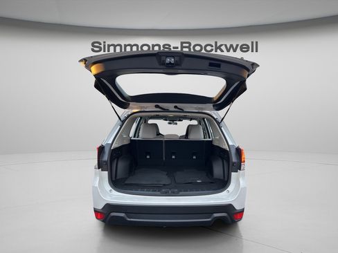 Used 2023 Subaru Forester image 16