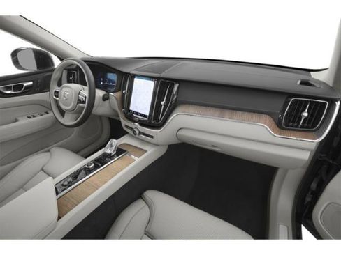 Used 2024 Volvo XC60 T8 Plus w/ Protection Package Premier AWD/4WD image 15