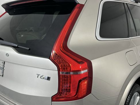 Used 2016 Volvo XC90 T6 Inscription w/ Vision Package AWD/4WD image 26
