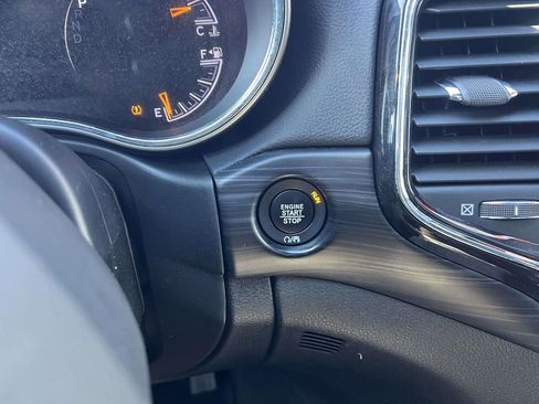 Certified 2021 Jeep Grand Cherokee Laredo X image 34