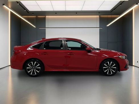 Used 2022 Honda Civic EX image 7