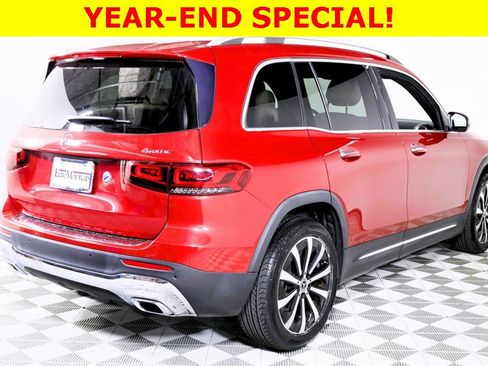 Used 2022 Mercedes-Benz GLB 250 4MATIC image 6