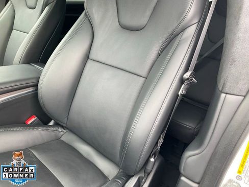 Used 2022 Tesla Model X AWD/4WD image 16