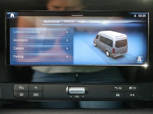 Used 2025 Mercedes-Benz Sprinter 2500 image 23