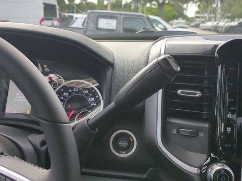 New 2026 RAM 2500 Big Horn AWD/4WD image 19