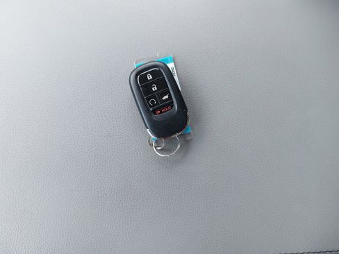 Used 2023 Honda Pilot Elite image 10