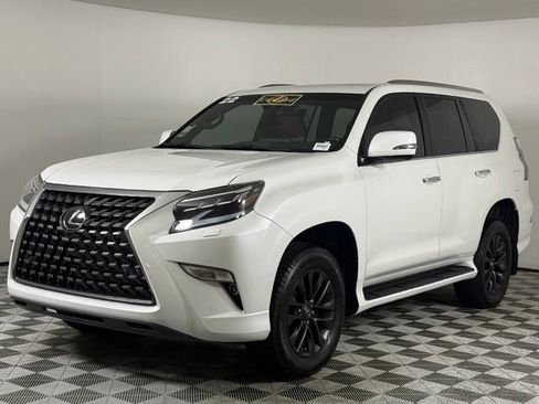 Certified 2022 Lexus GX 460 Premium w/ Premium Package AWD/4WD image 2