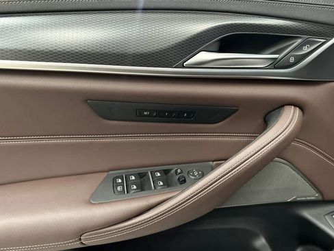 Used 2023 BMW M550i xDrive M550i xDrive w/ Parking Assistance Package image 12