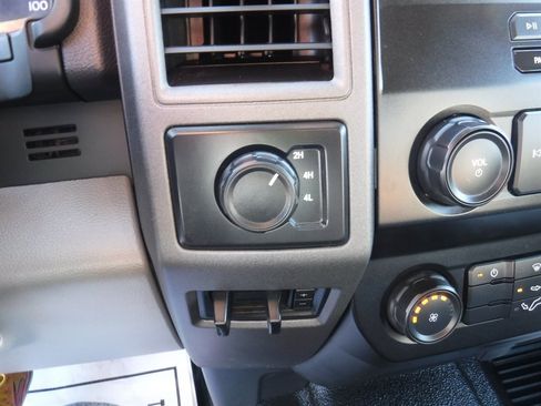 Used 2022 Ford F350 XL image 22