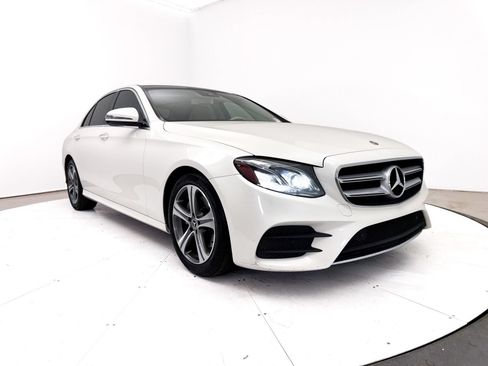 Used 2019 Mercedes-Benz E 300 image 14