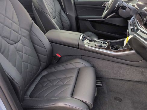 New 2026 BMW X5 xDrive50e image 21